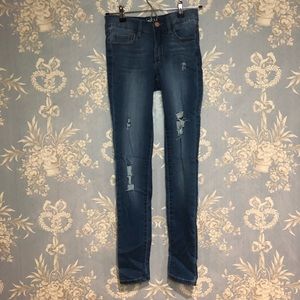 Distressed High Rise Stretch Jeggings